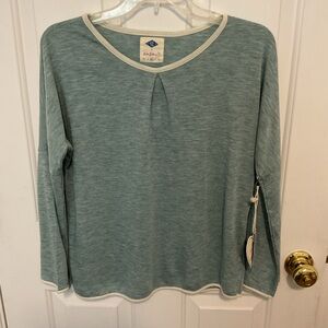 Wild Blue Sadie Robertson Top